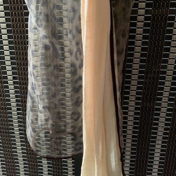 Scarf - Picture 2 of 2